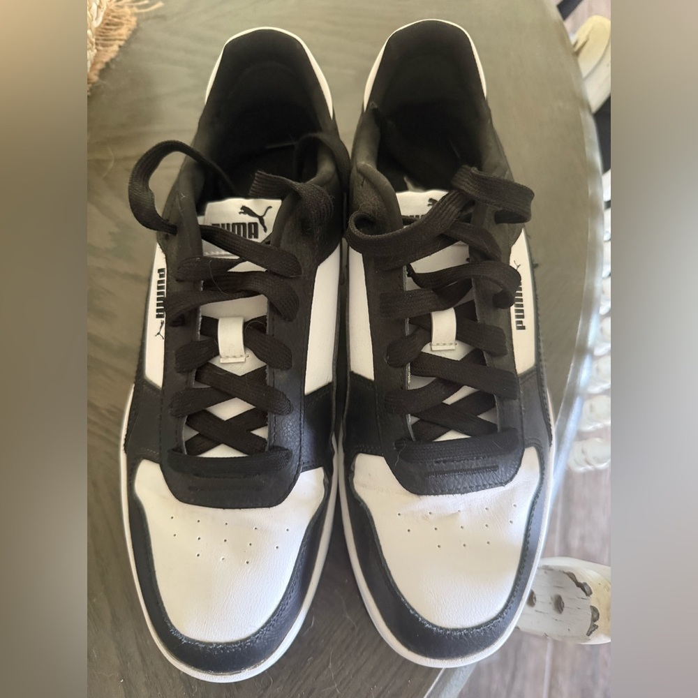 Puma Men's Classic Black and White Sneakers